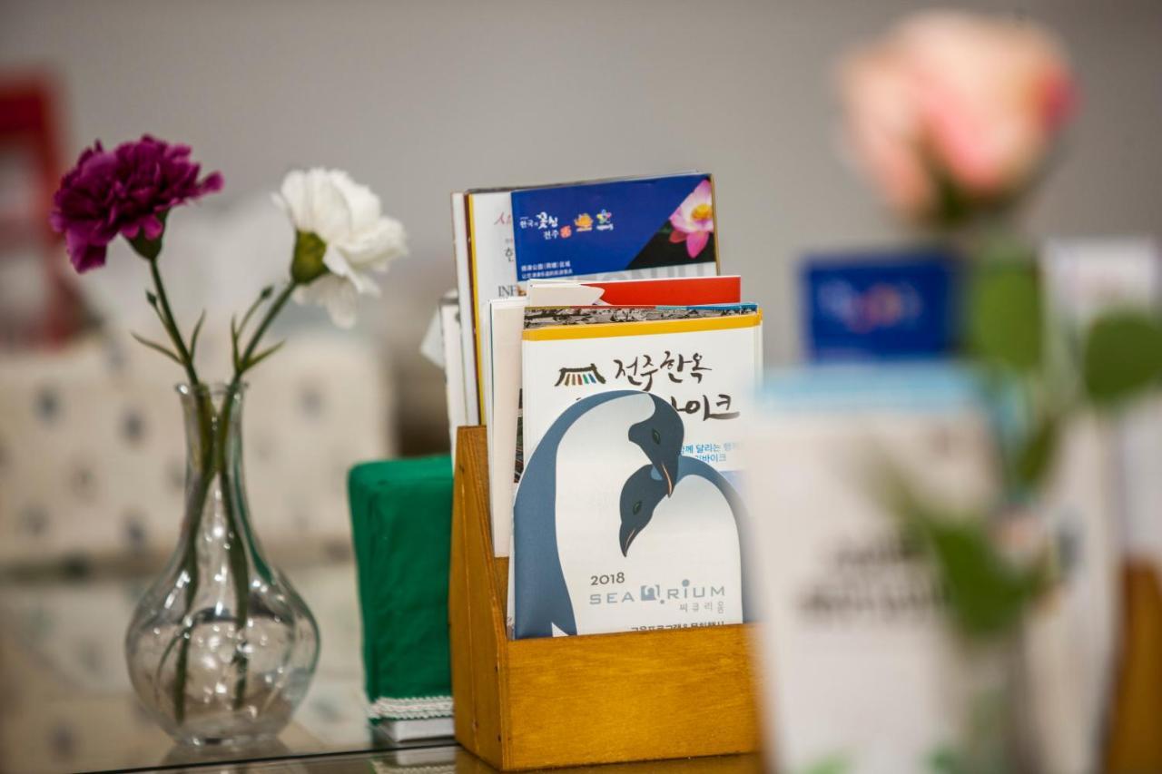 24 Guesthouse Jeonju Esterno foto